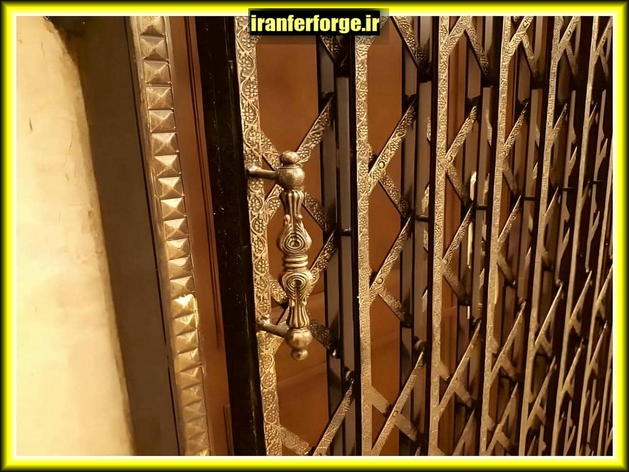 مزایای اقتصادی درب آکاردئونی
