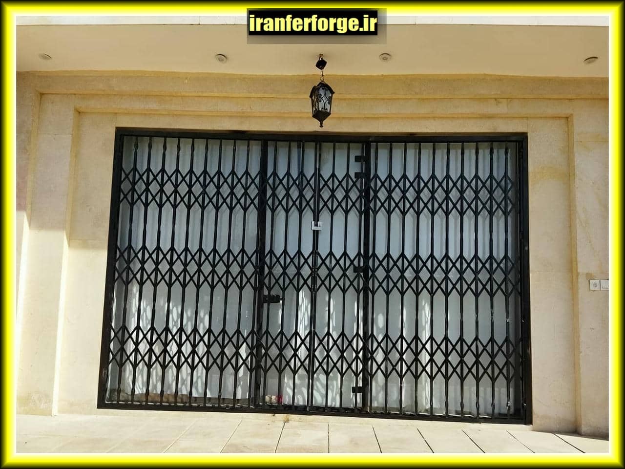 درب آکاردئونی برای محیط‌های تجاری
