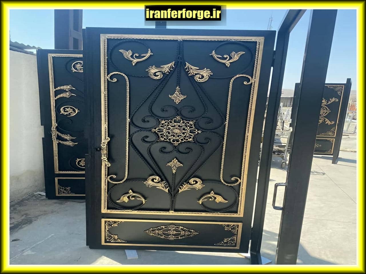 امنیت و امکانات ویژه درب فلزی