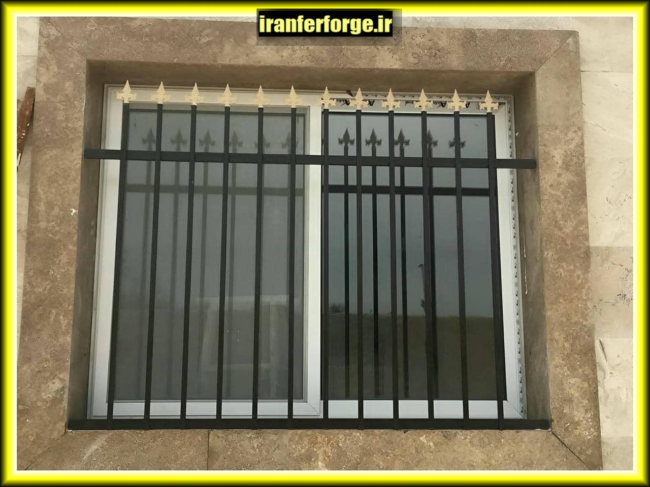 حفاظ پنجره آهنی ساده
