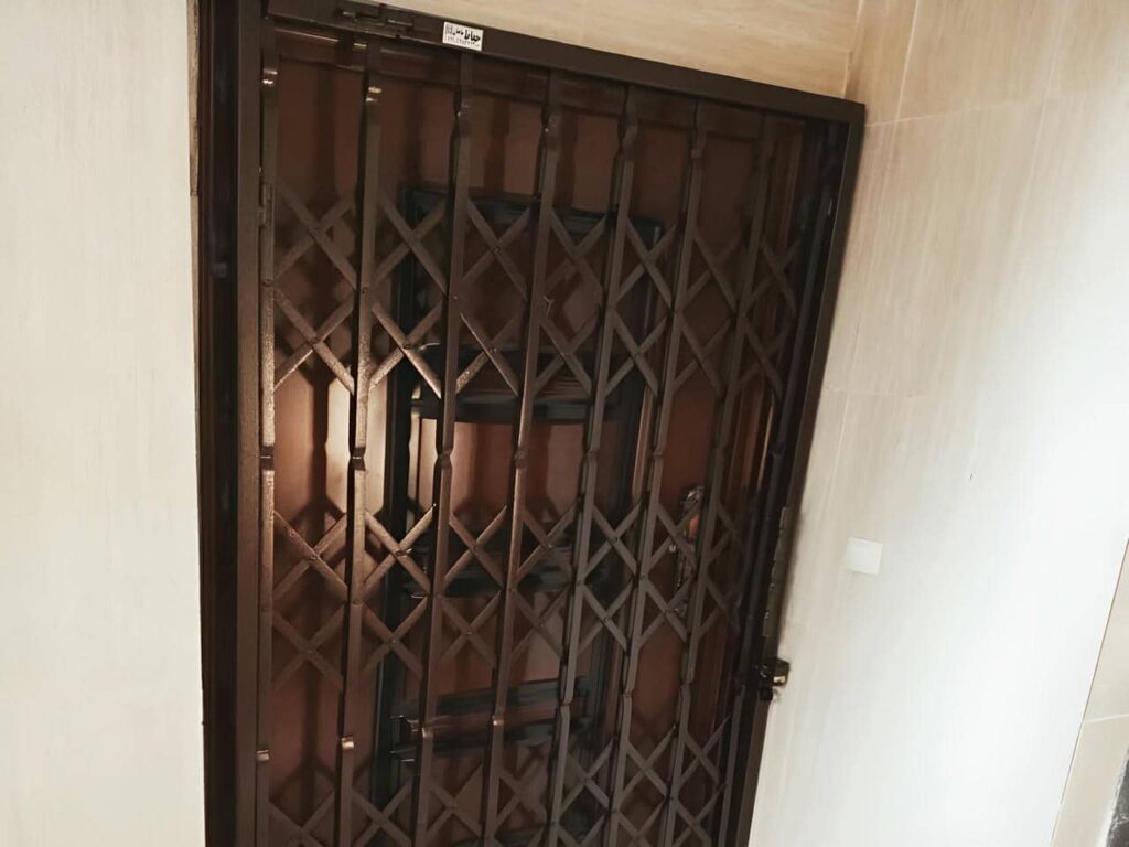 درب آکاردئونی درب آکاردئونی