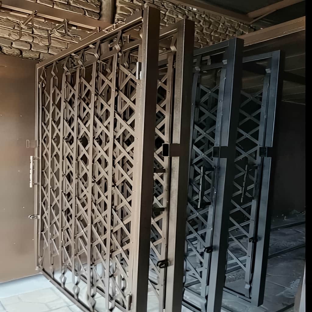 فروش درب آکاردئونی حفاظ خانه تمام گل در لواسان