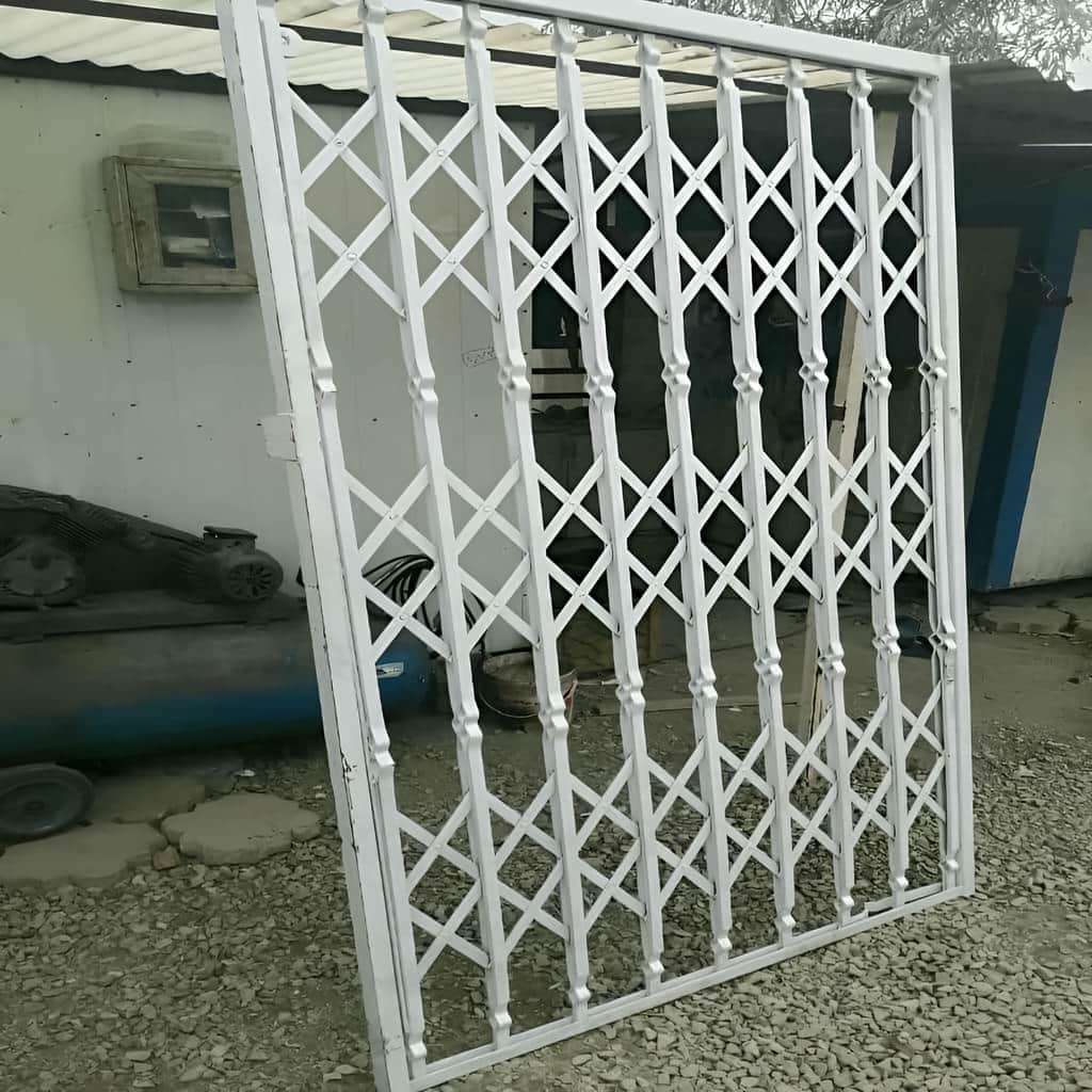 قیمت درب آکاردئونی حفاظ خانه سه گل در رشت