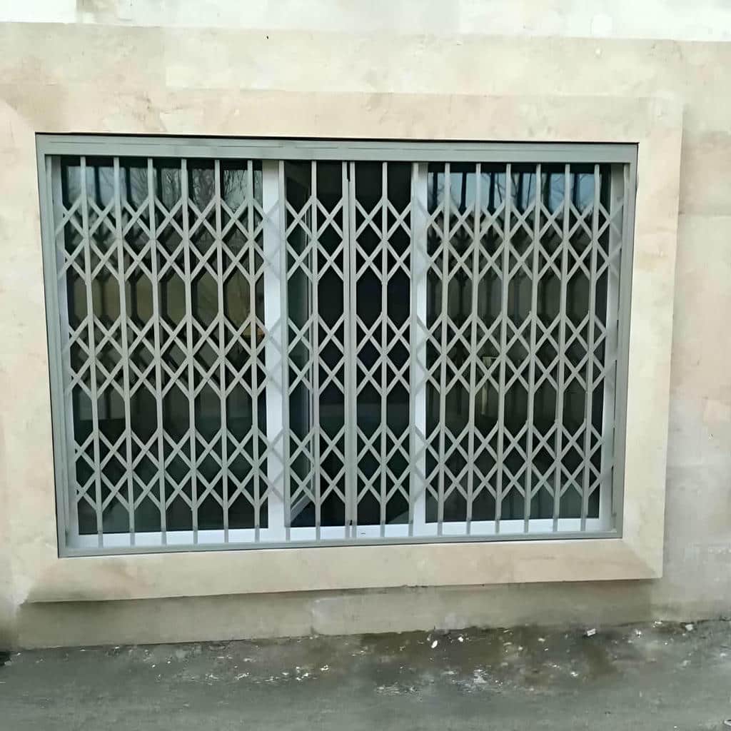 قیمت درب آکاردئونی سه گل در استان گیلان