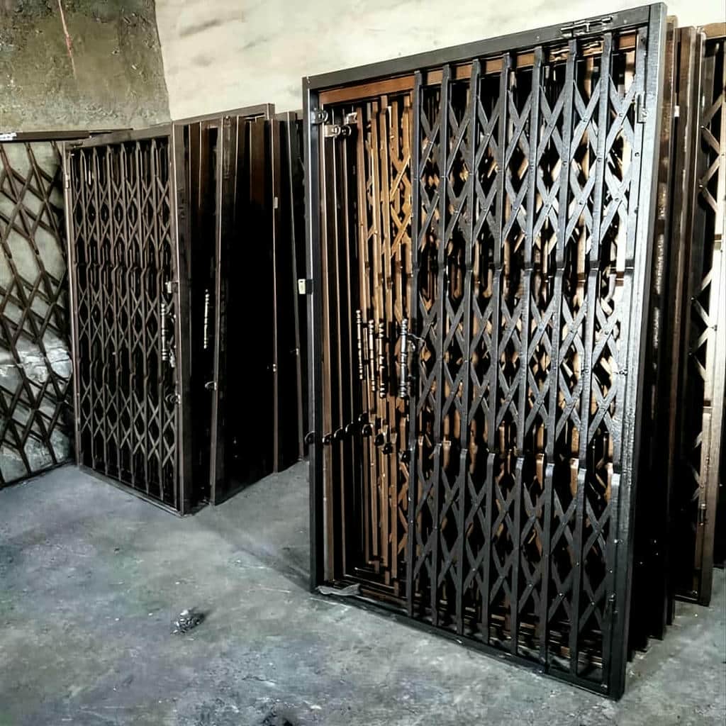 خرید درب آکاردئونی حفاظ خانه دوگل در رشت