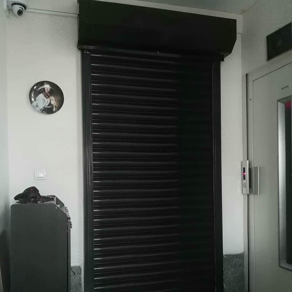 خرید کرکره برقی پارکینگ در کمال شهر