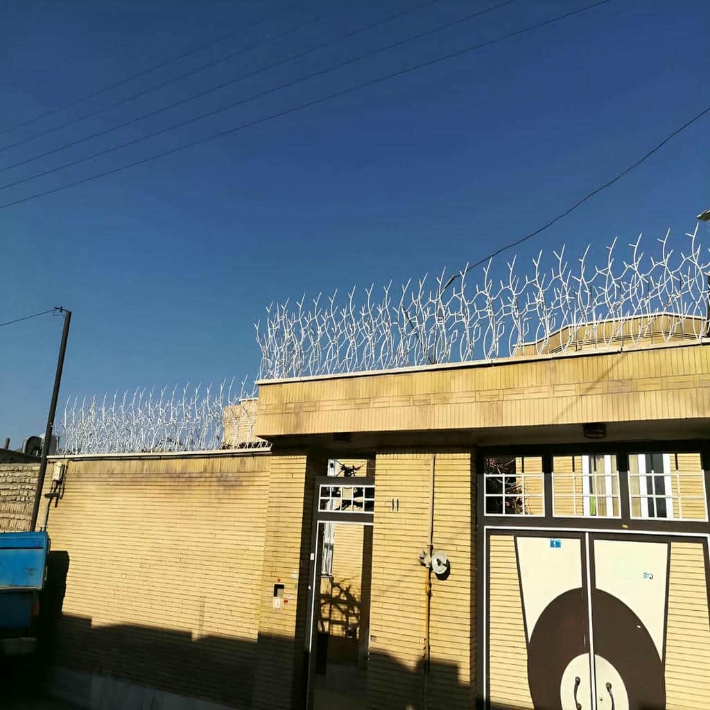 نصب نرده حفاظ شاخ گوزنی متریال ضخیم در کرمانشاه