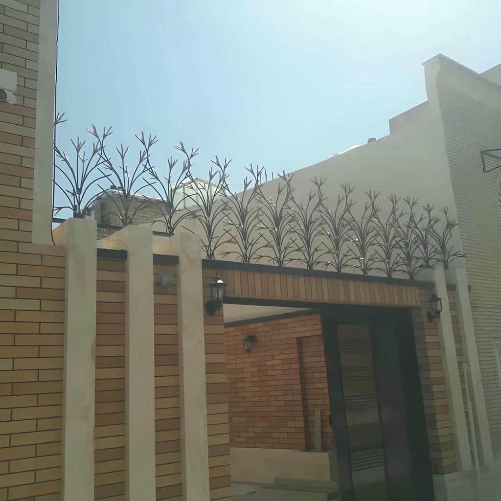 نرده حفاظ شاخ گوزنی در همدان