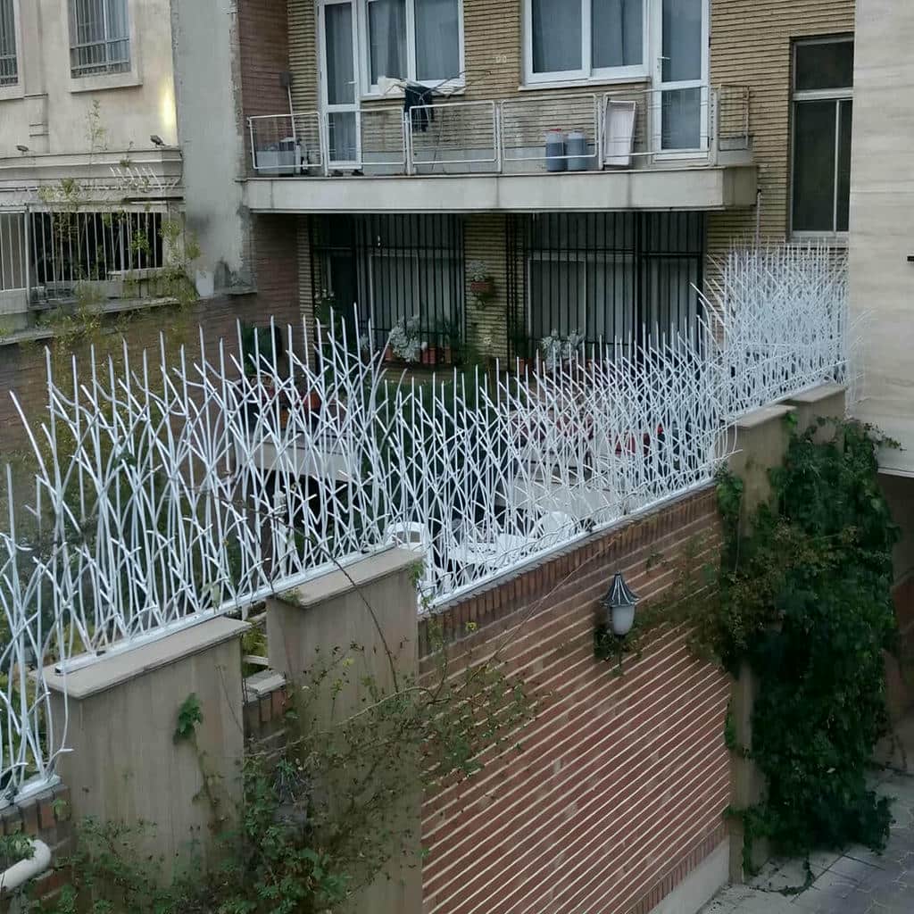 نرده حفاظ شاخ گوزنی در پردیس