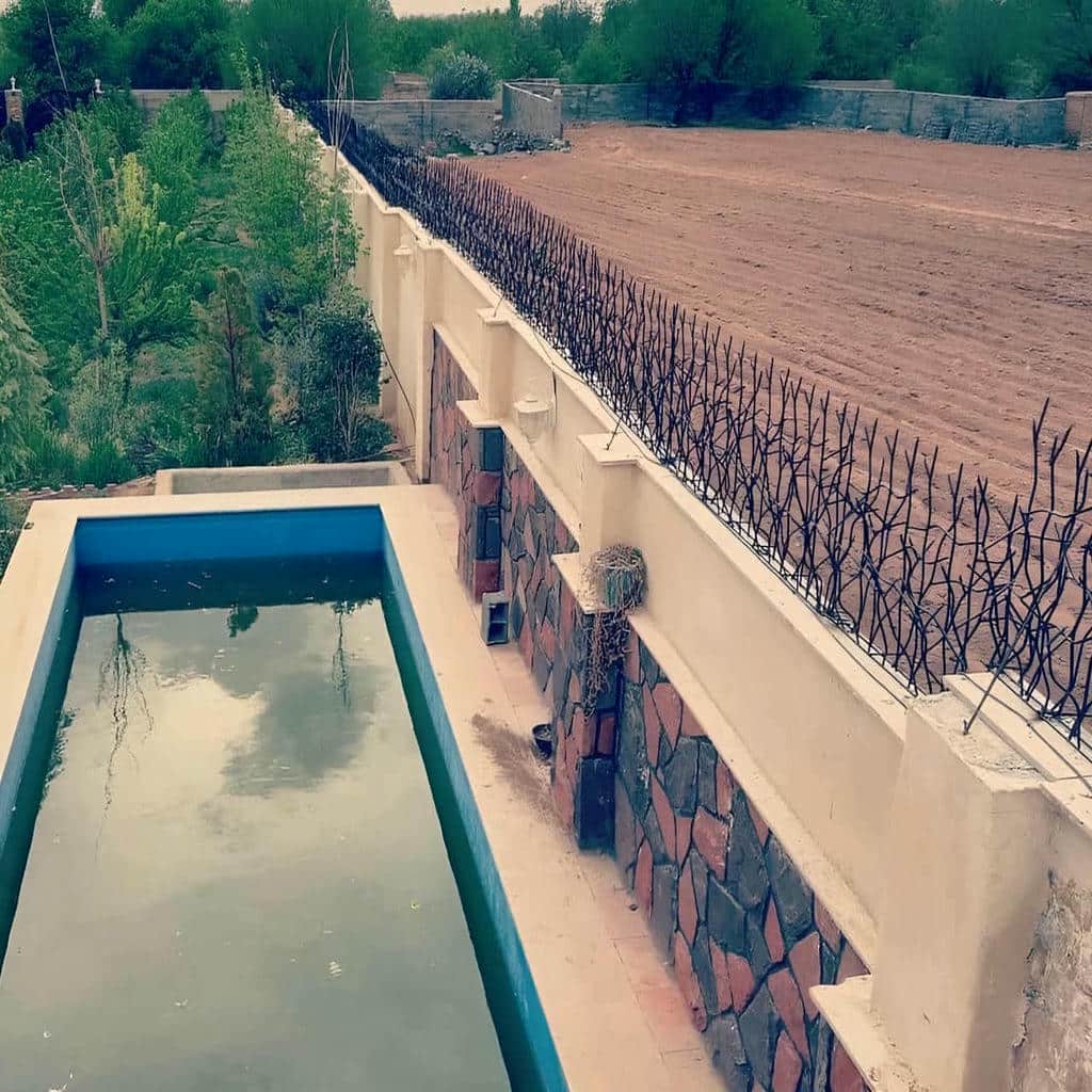 نصب حفاظ شاخ گوزنی محوطه ویلا در استان خوزستان