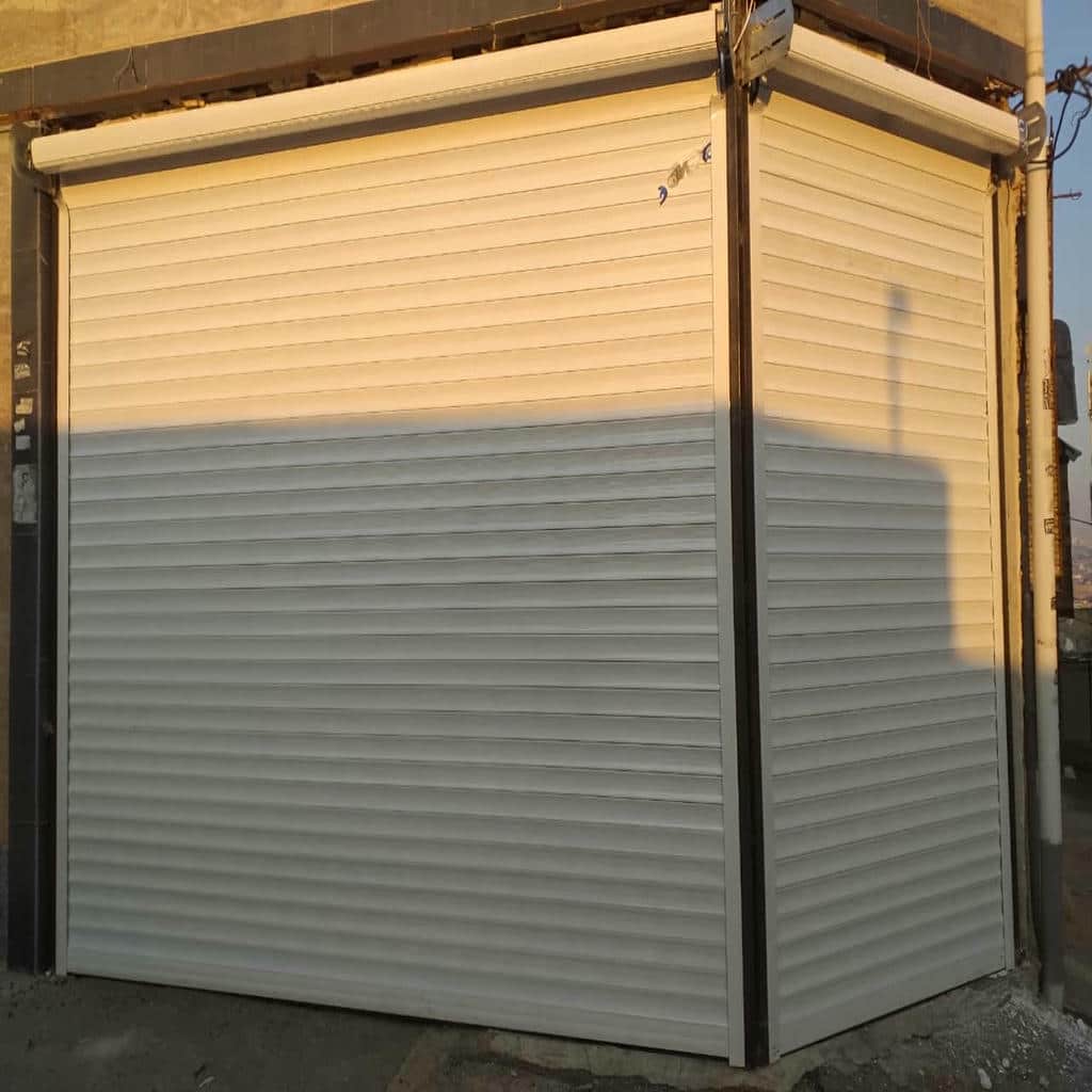 کرکره برقی در اصفهان