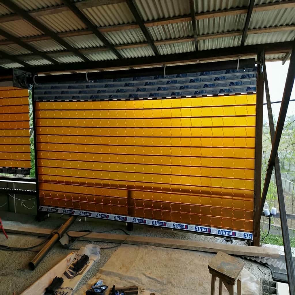 نصب کرکره برقی موتور ساید در بندر بوشهر