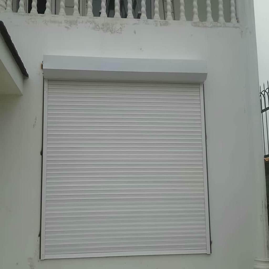 خرید کرکره برقی پارکینگ در فشم