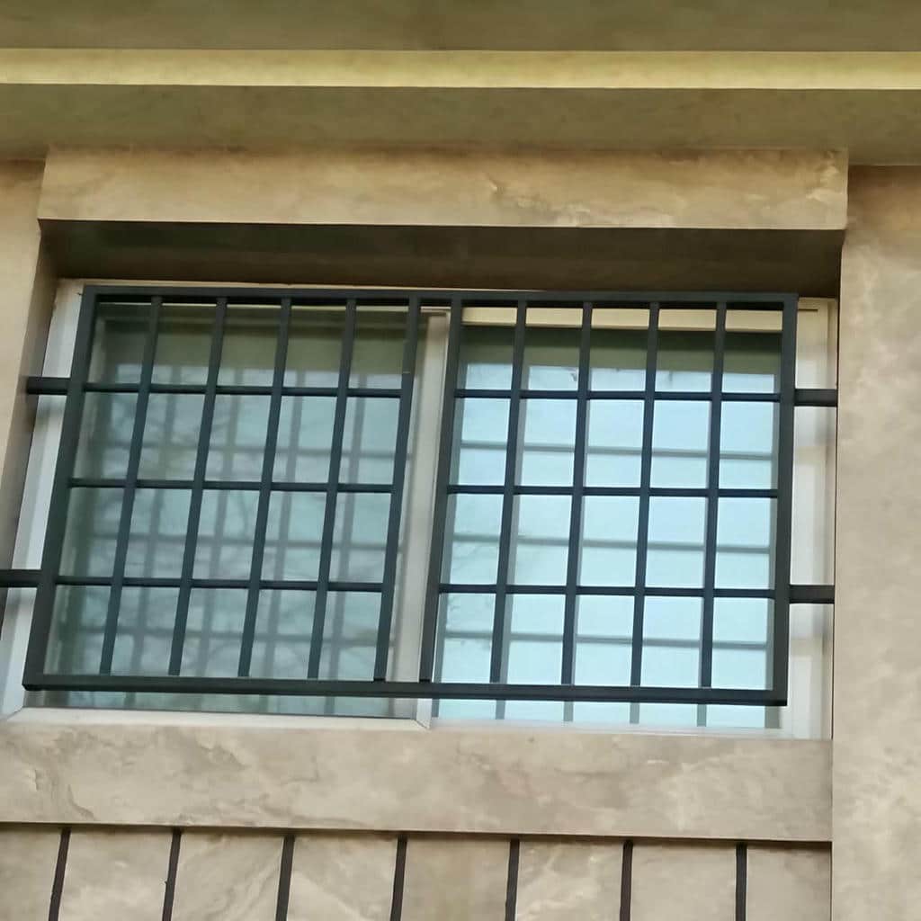 حفاظ پنجره فلزی در نظرآباد