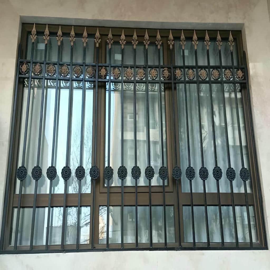 خرید حفاظ پنجره فلزی ساده در بومهن