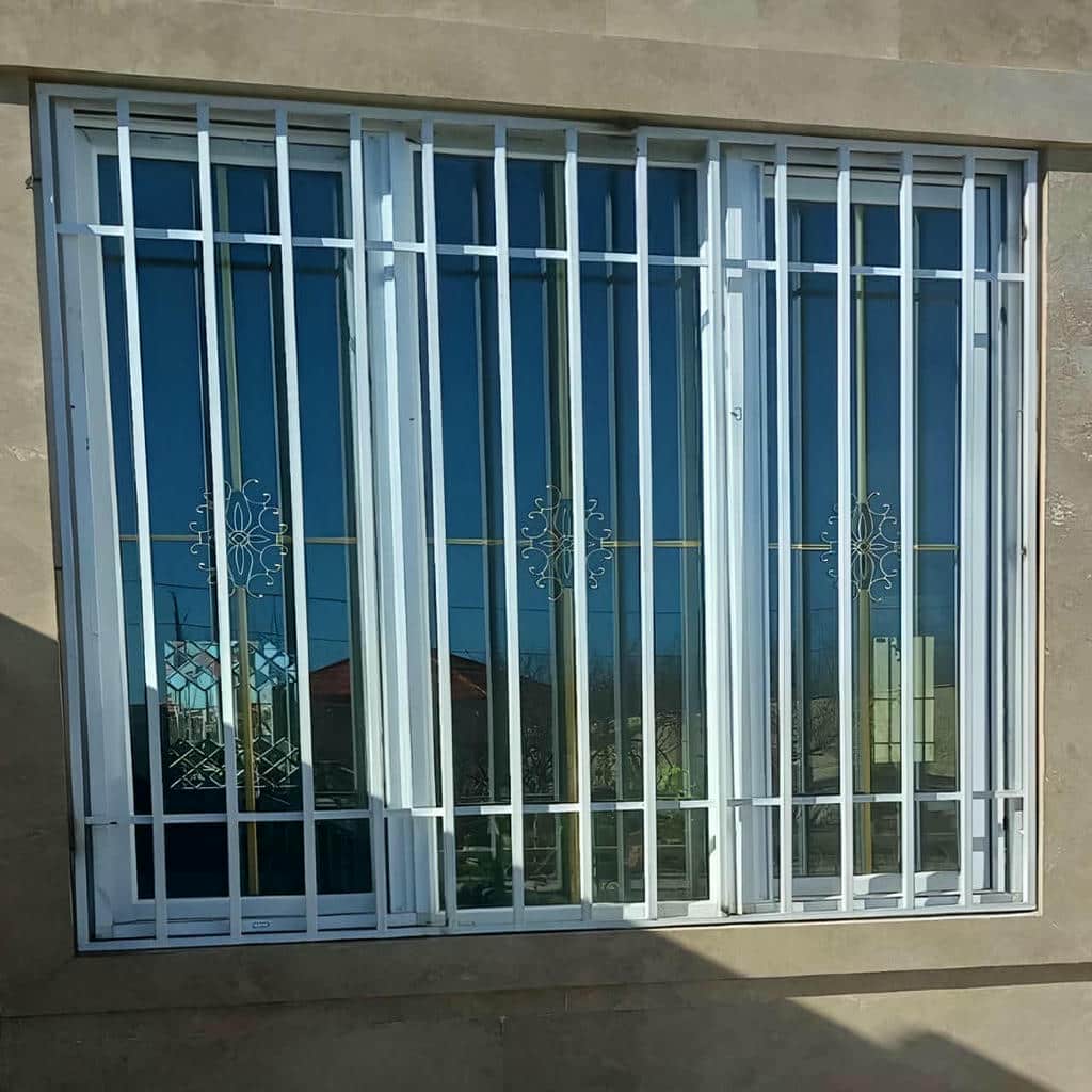 حفاظ پنجره فلزی در آمل