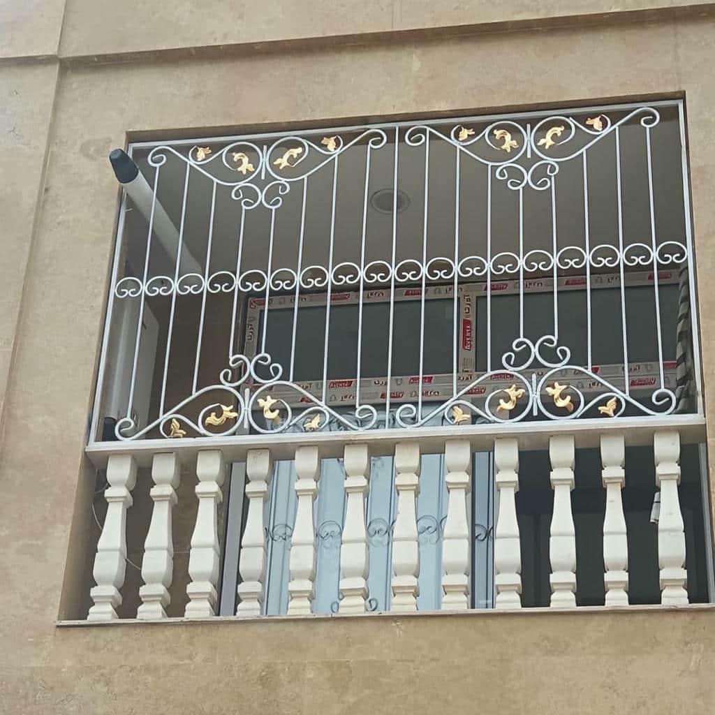 نصب حفاظ پنجره فلزی بازشو در خرم آباد