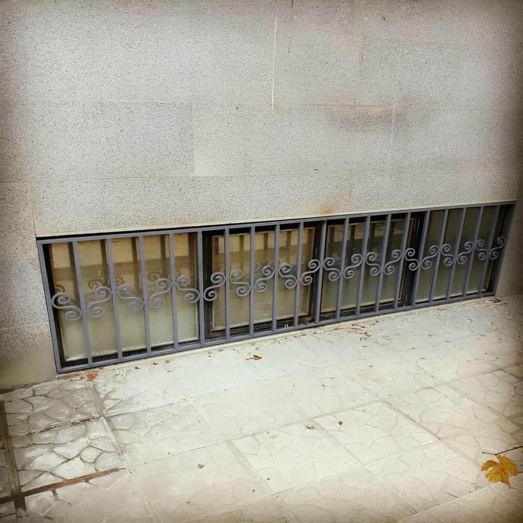 قیمت حفاظ پنجره فلزی فرفورژه در مریوان