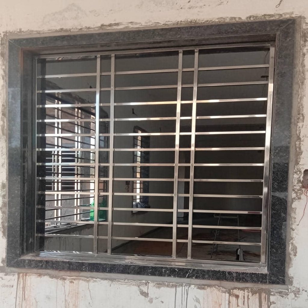 حفاظ پنجره فلزی در سبزوار