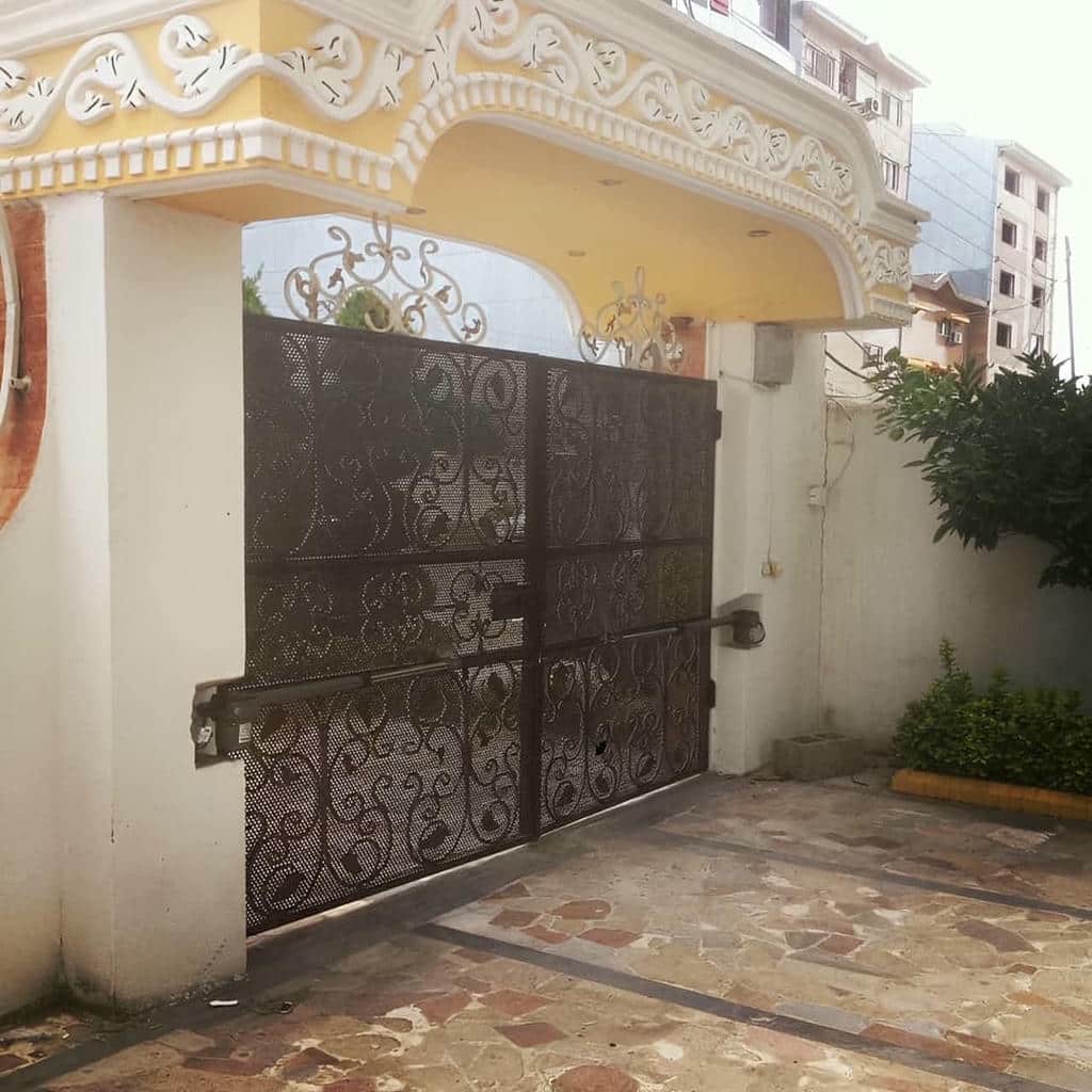 جک پارکینگی در هشتگرد