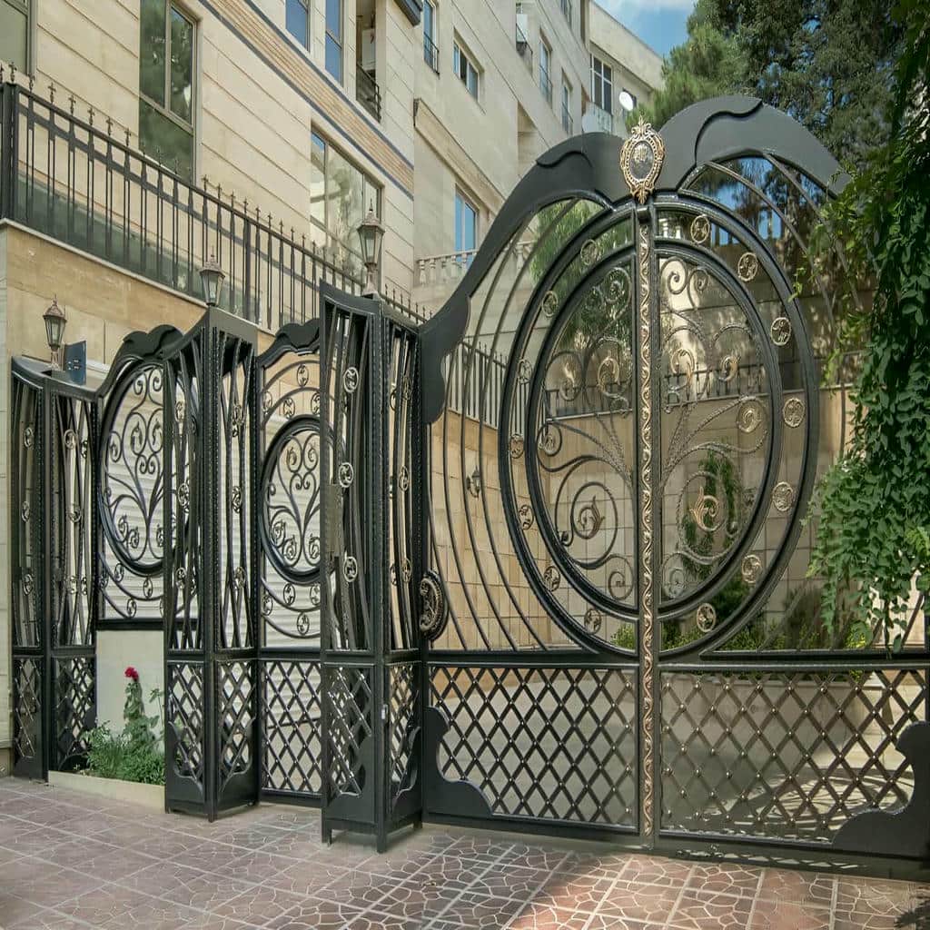 فروش درب حیاط آهنی در اندیشه