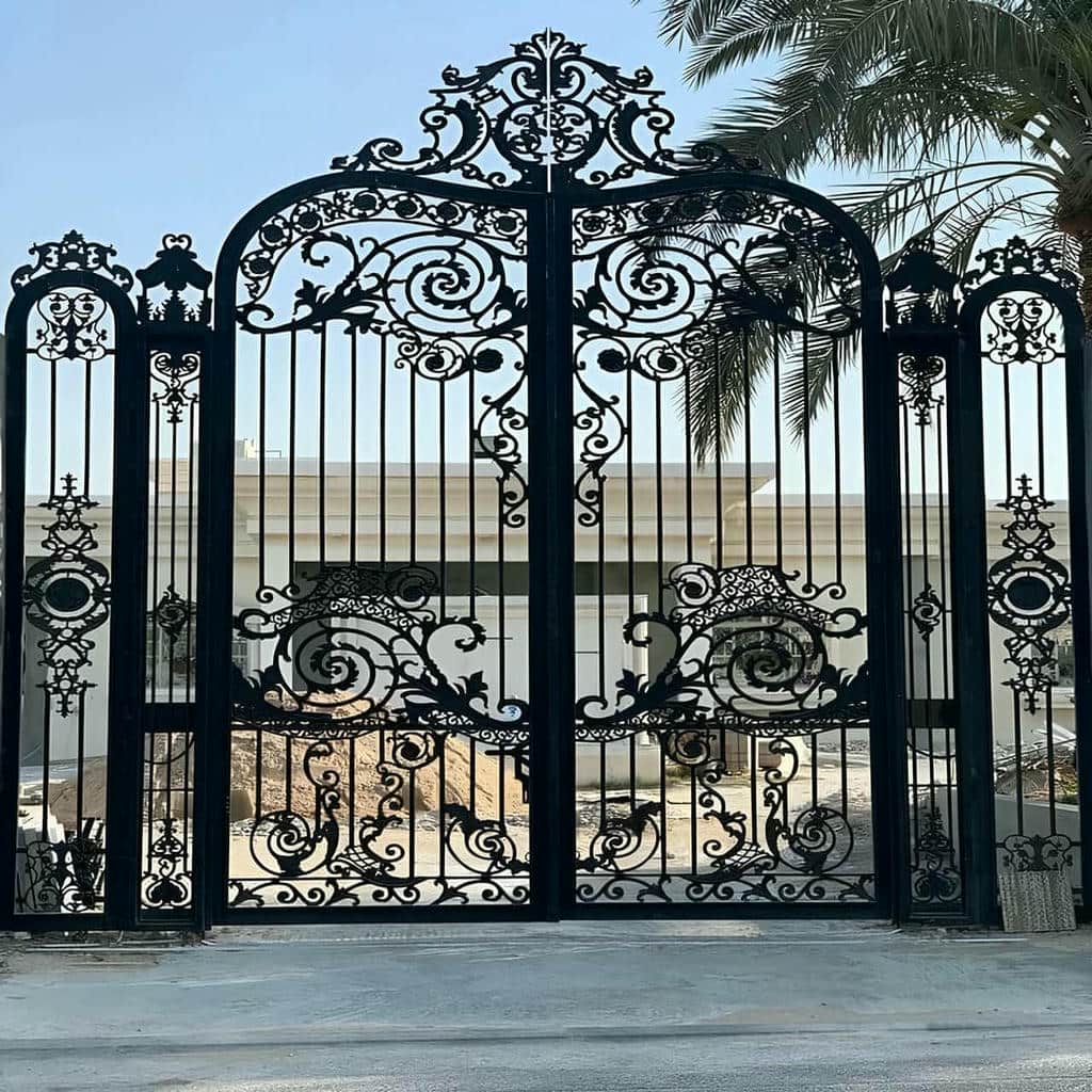 درب حیاط فرفورژه در چالوس