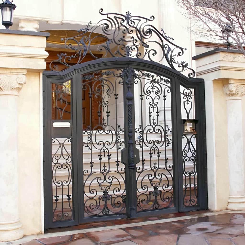 خرید درب حیاط فرفورژه در بومهن