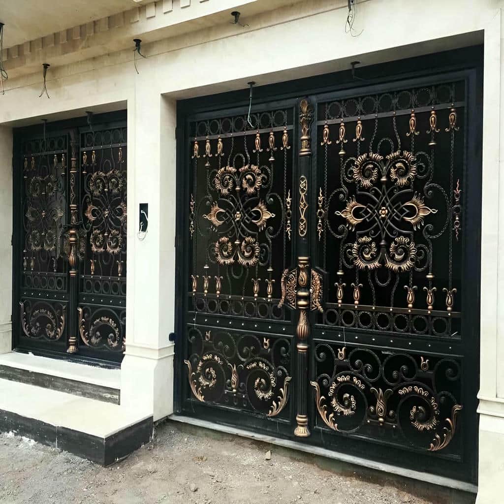 نصب درب حیاط ویلایی مدرن در طالقان