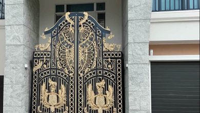 درب حیاط فرفورژه در ایلام