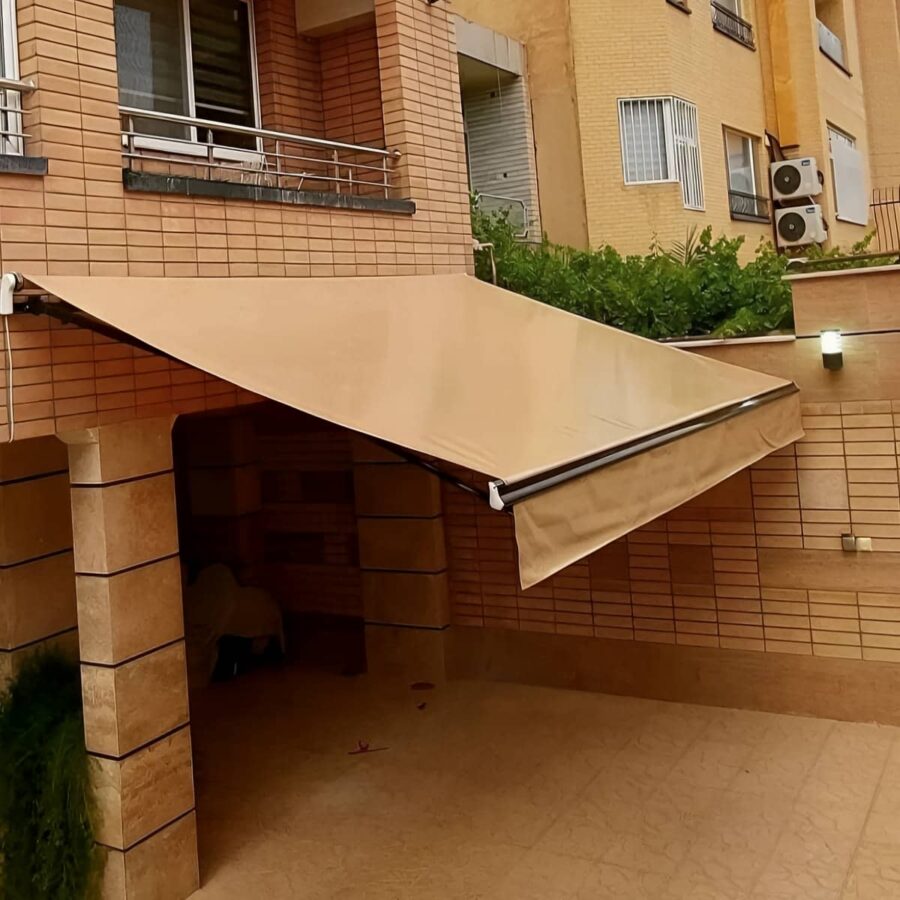 سایبان برقی ضد UV با رنگ مناسب برای کاهش گرما