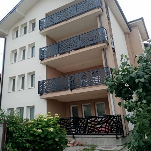 نرده سی ان سی ایمن بالکن