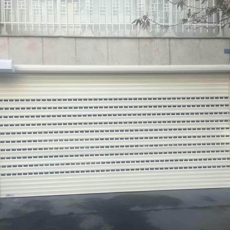 کرکره برقی صنعتی با شفت تقویت شده ورودی
