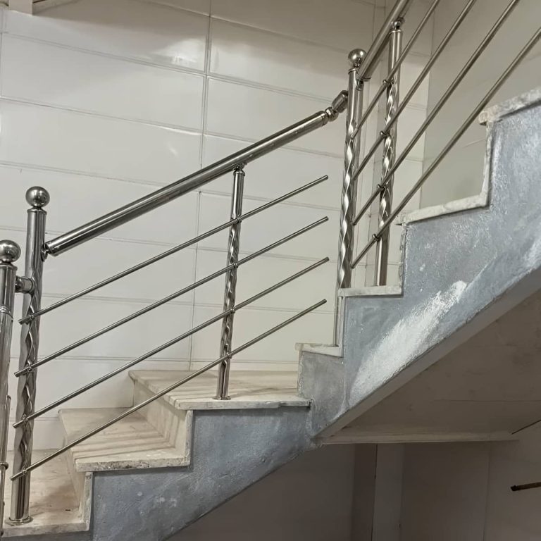 نرده استیل سفارشی پروژه‌ای