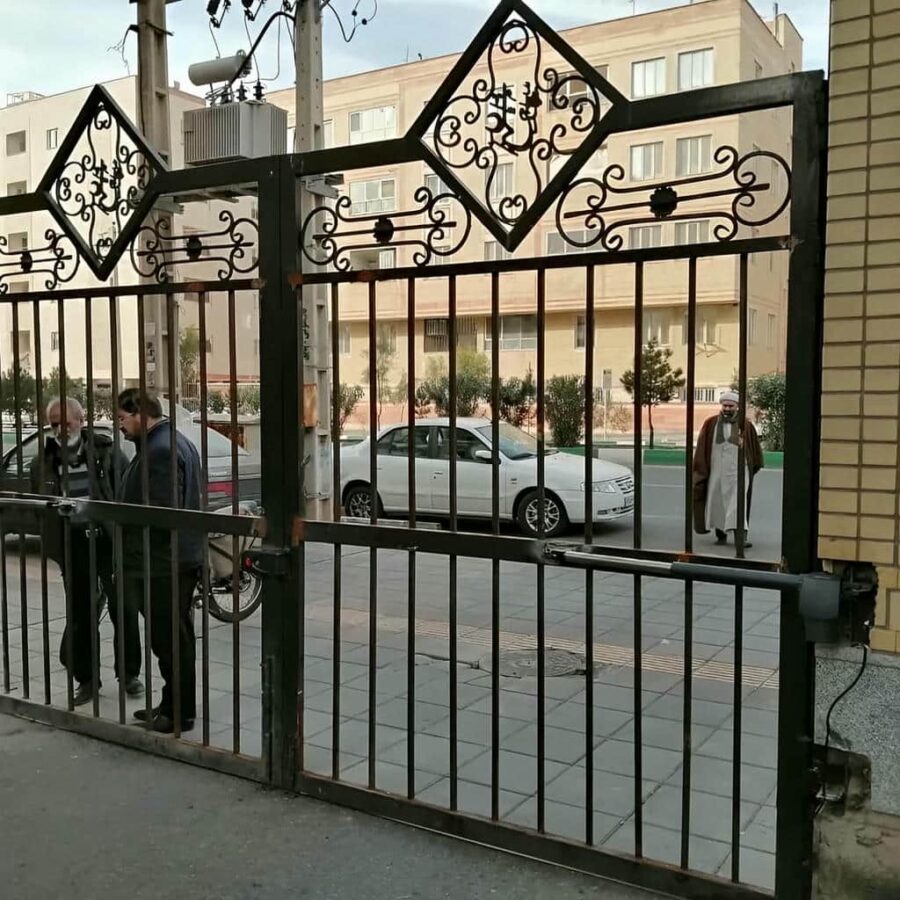 جک هیدرولیک درب پارکینگ با پمپ روغن و حرکت نرم