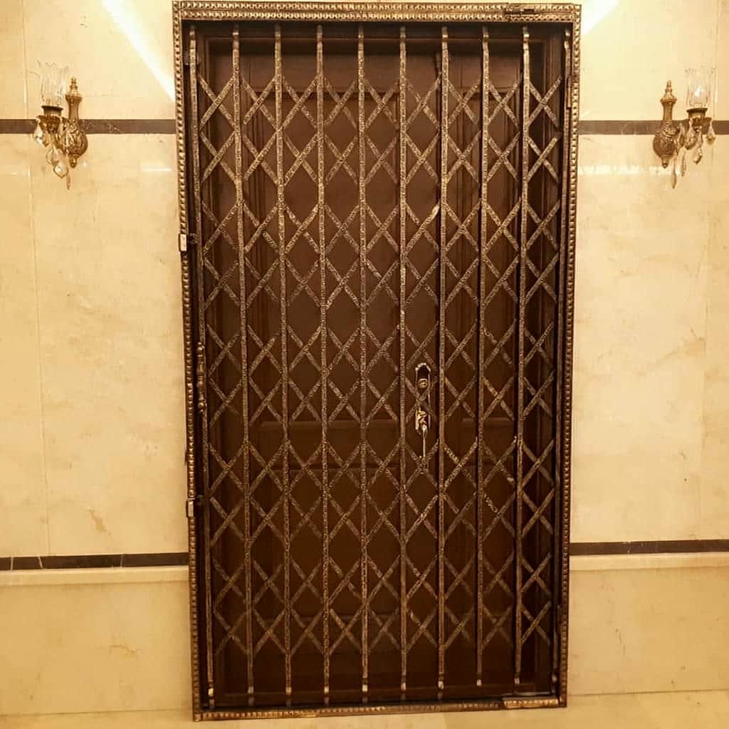 6 مدل درب آکاردئونی پنج گل دوبل