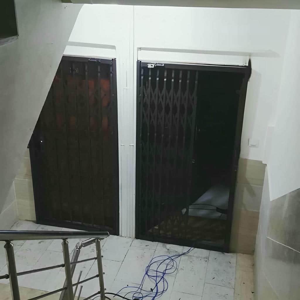 14 مدل حفاظ آکاردئونی کم جا راهرو
