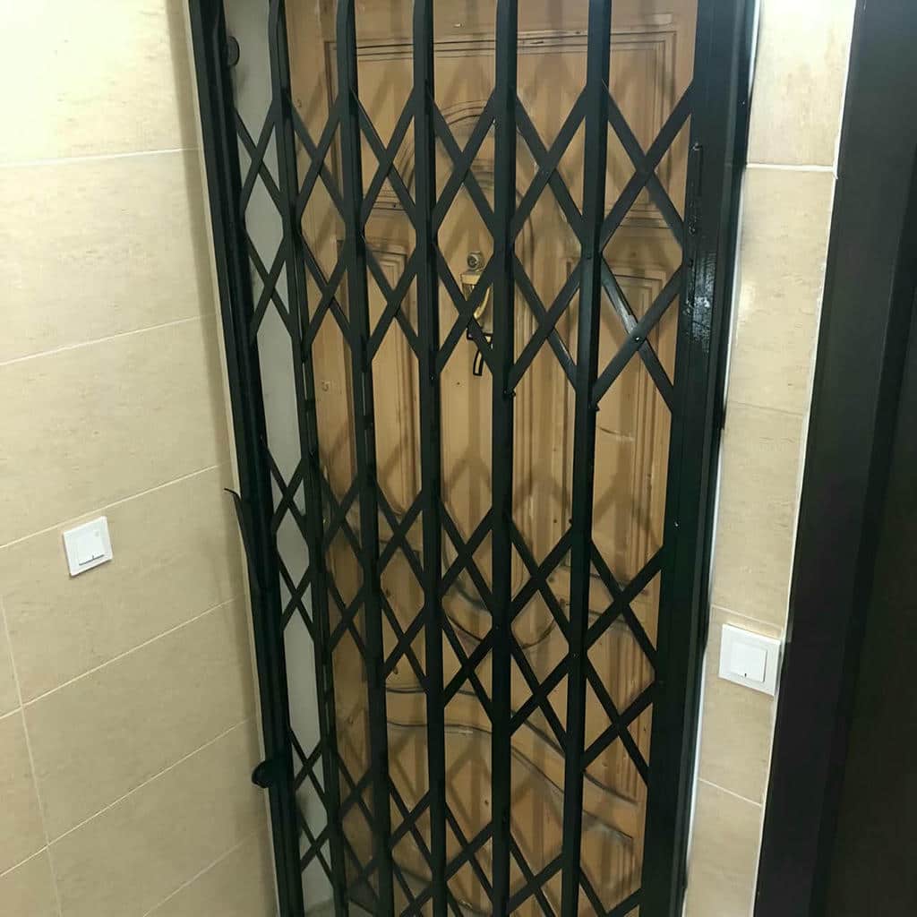 طرح پنج گل حفاظ درب آپارتمان ضد دیلم