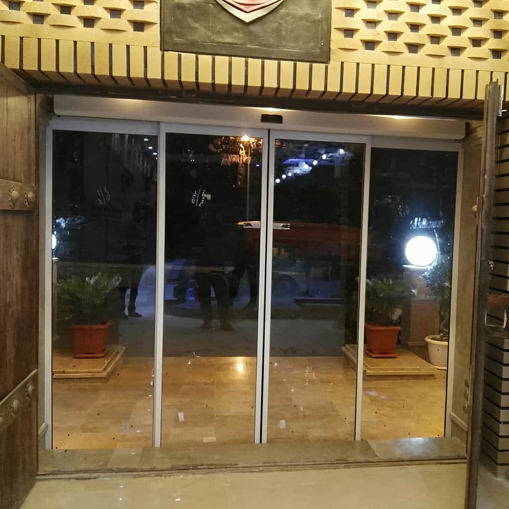 سفارش درب اتوماتیک شیشه ای کم صدا