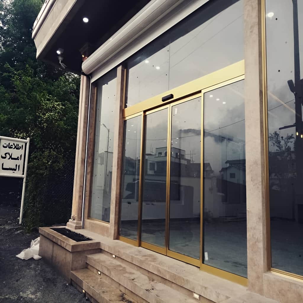 خدمات نصب درب اتوماتیک شیشه ای هتلینگ