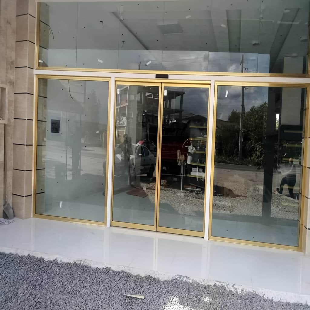 خدمات نصب درب اتوماتیک شیشه ای فریم لس