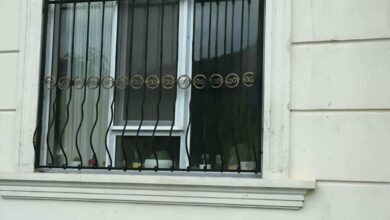 12 طرح حفاظ پنجره جای گلدان دار