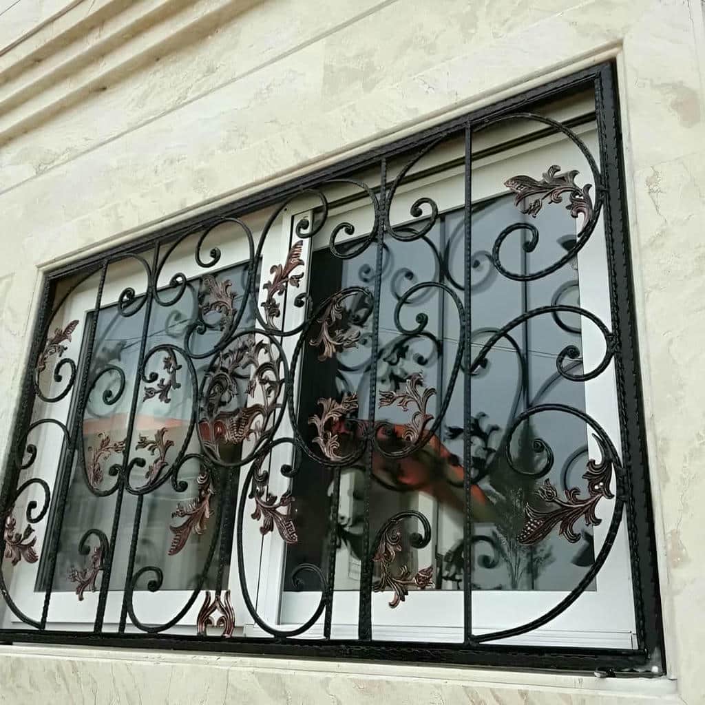 نصب حفاظ پنجره پروفیلی قوطی آهنی داخل دهانه