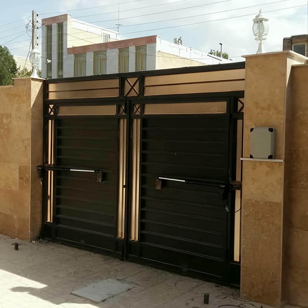 جک کورس بلند برای درب ویلایی عریض