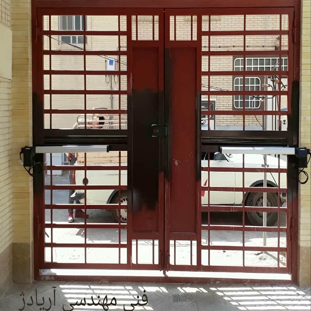 ساخت زیرسازی درب اتوماتیک ریلی حیاط