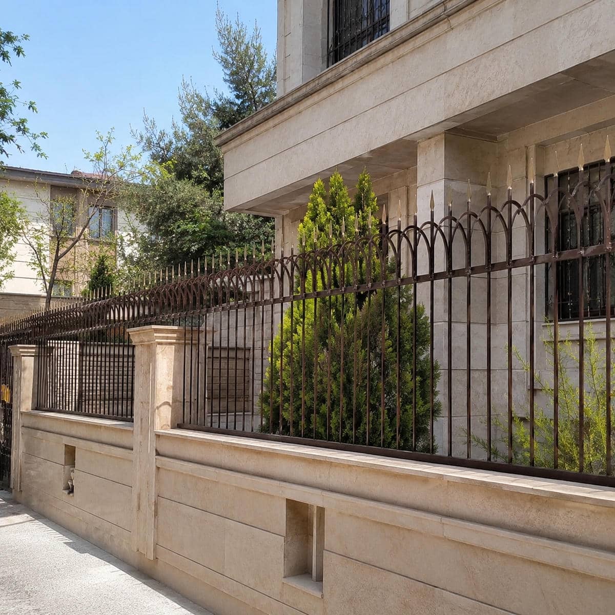 11 طرح حفاظ دیوار فلزی ردیفی