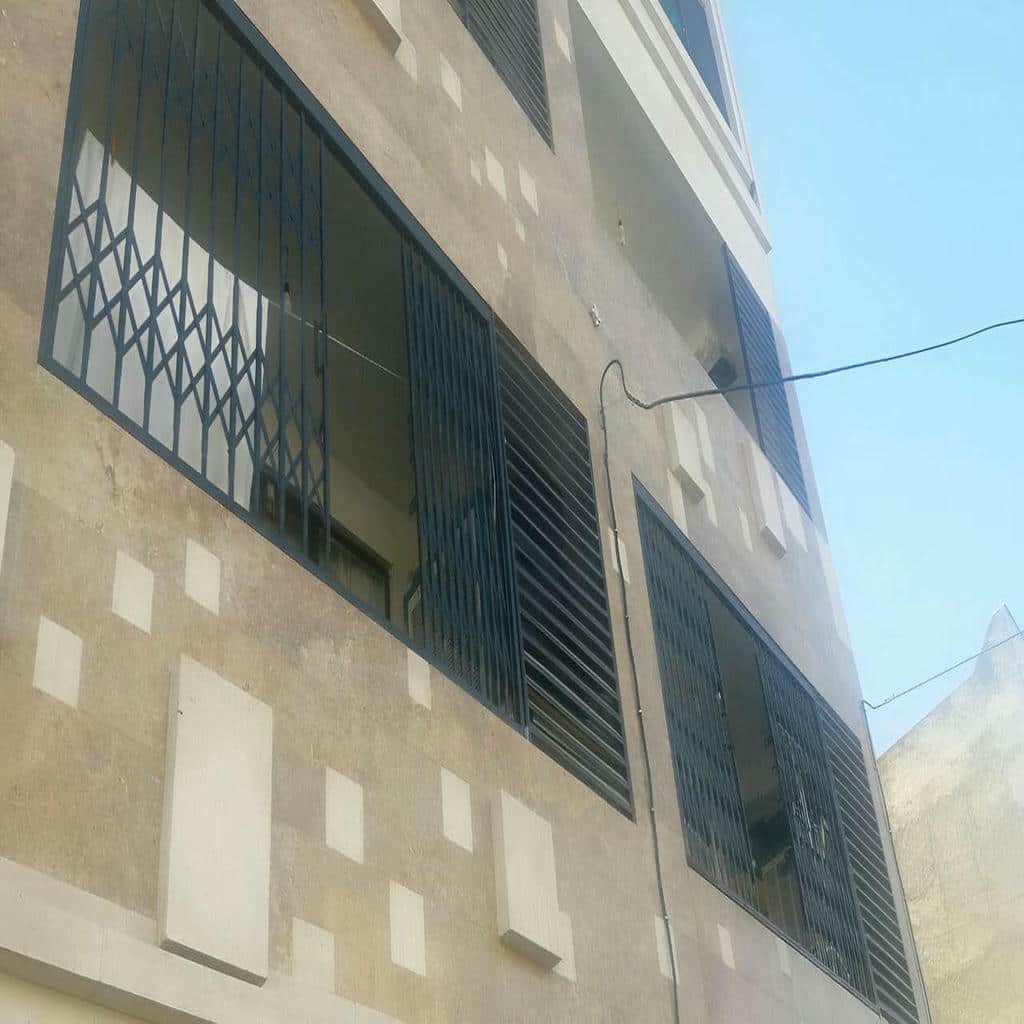 محافظ درب آپارتمان مدل ریلی محافظ درب آپارتمان مدل ریلی