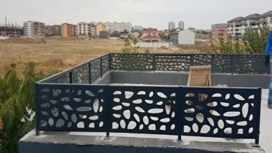 نرده پله آپارتمان فلزی با طراحی کلاسیک