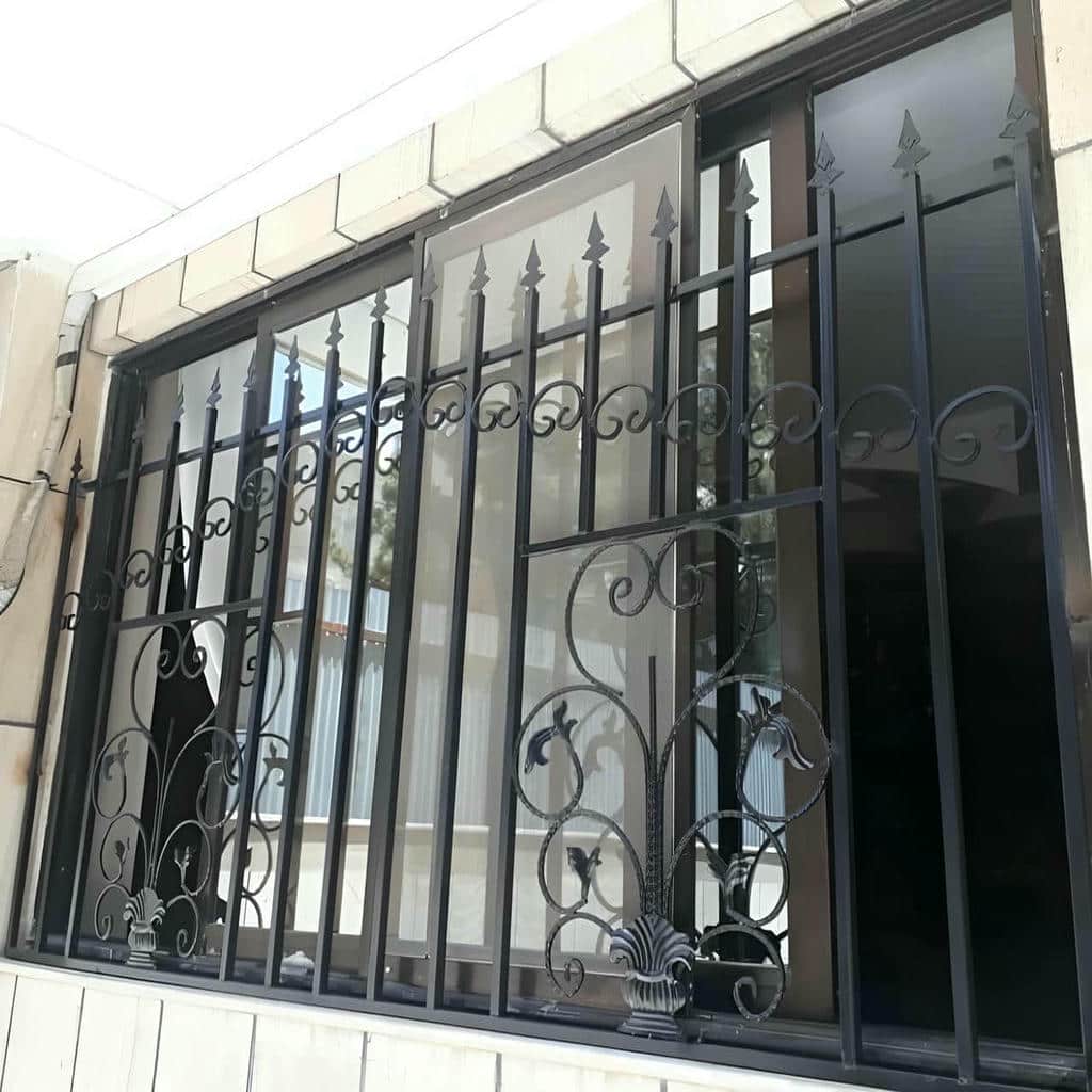 نرده پنجره فرفورژه نمای بیرونی نرده پنجره فرفورژه نمای بیرونی