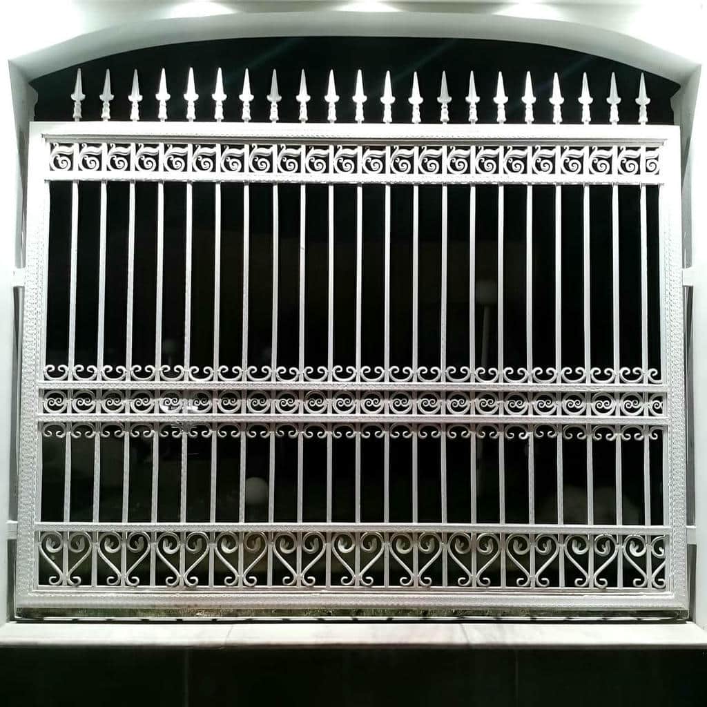 نرده پنجره فرفورژه کلاسیک