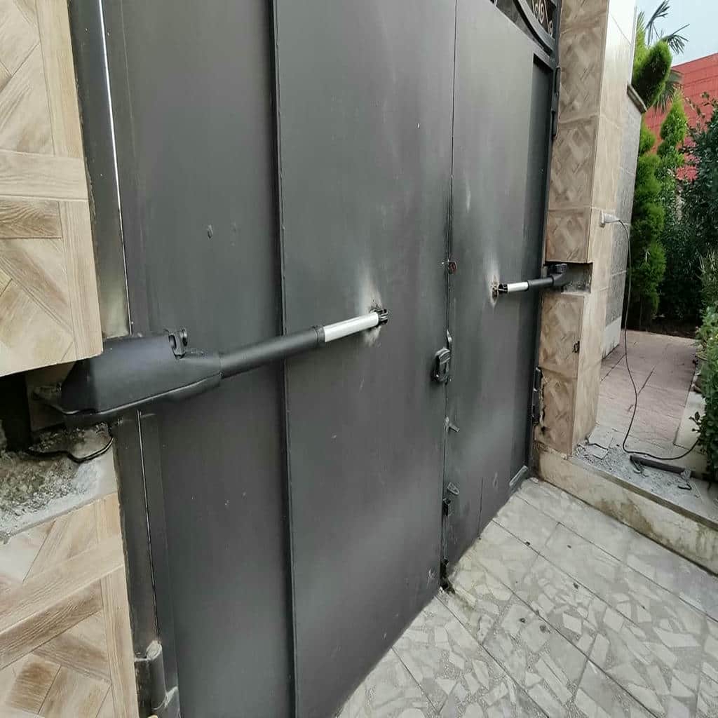 جک حیاط همراه ریموت کنترل دسترسی